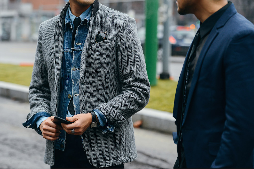 How to Wear Jeans and a Blazer for Men | MiKADO
